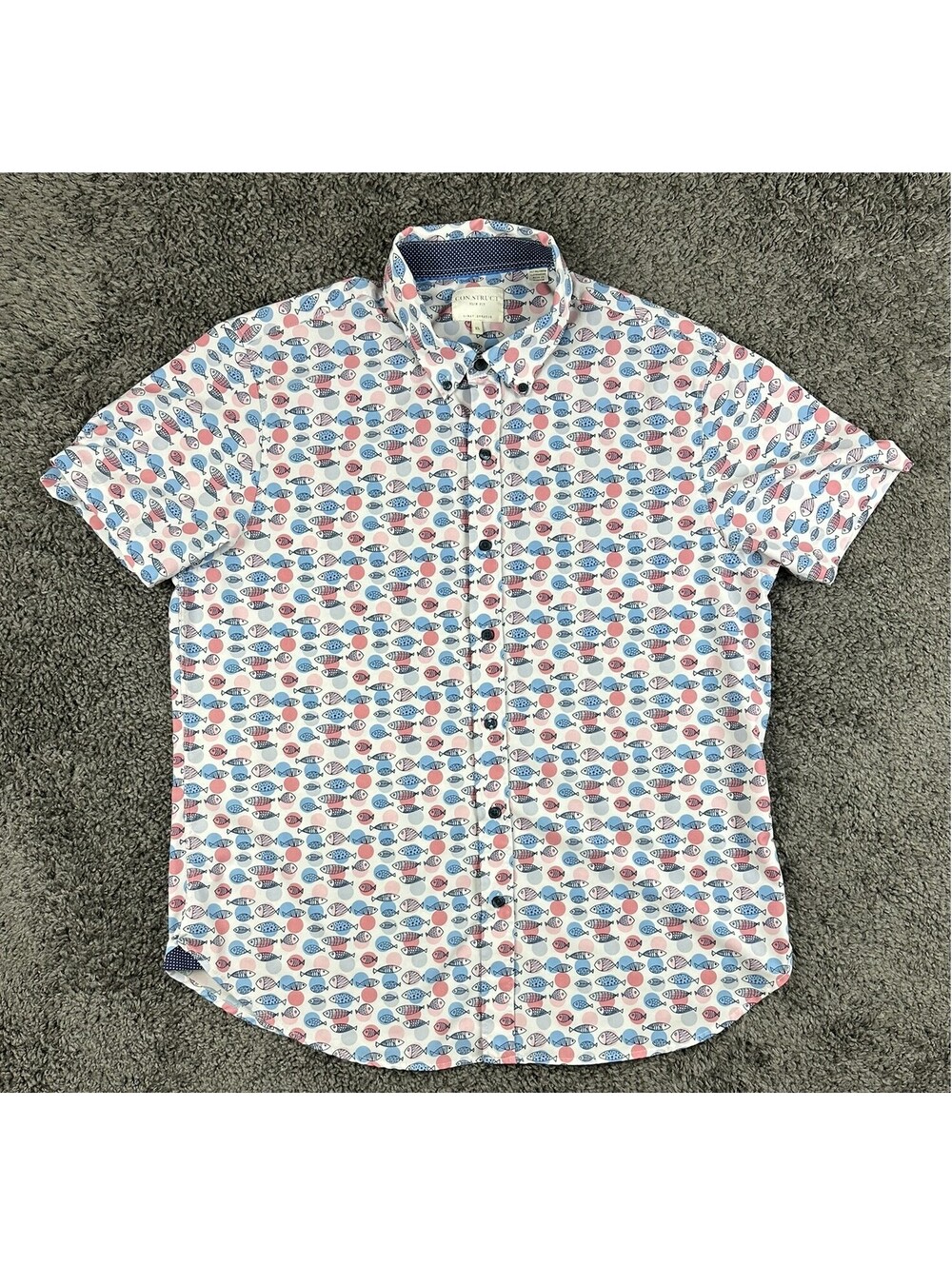 CON.STRUCT Mens XL Button Down Shirt Short Sleeve Blue Pink Fish Print Stretch